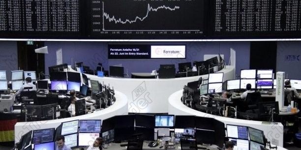 Bourse de Tokyo : configuration de l’espace intérieur